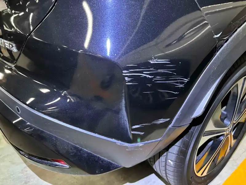 NISSAN KICKS X Thumbnail 25