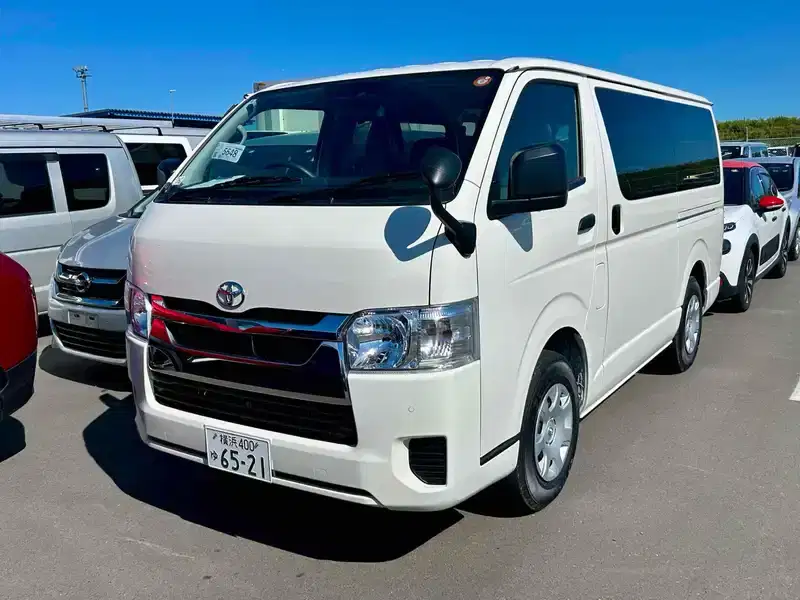 2025 Toyota Hiace Petrol