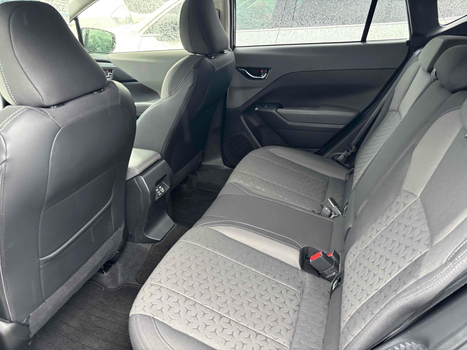 SUBARU CROSSTREK TOURING 4WD Image 6
