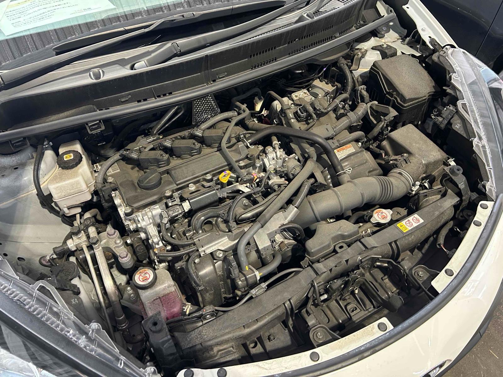 TOYOTA AQUA B Image 17