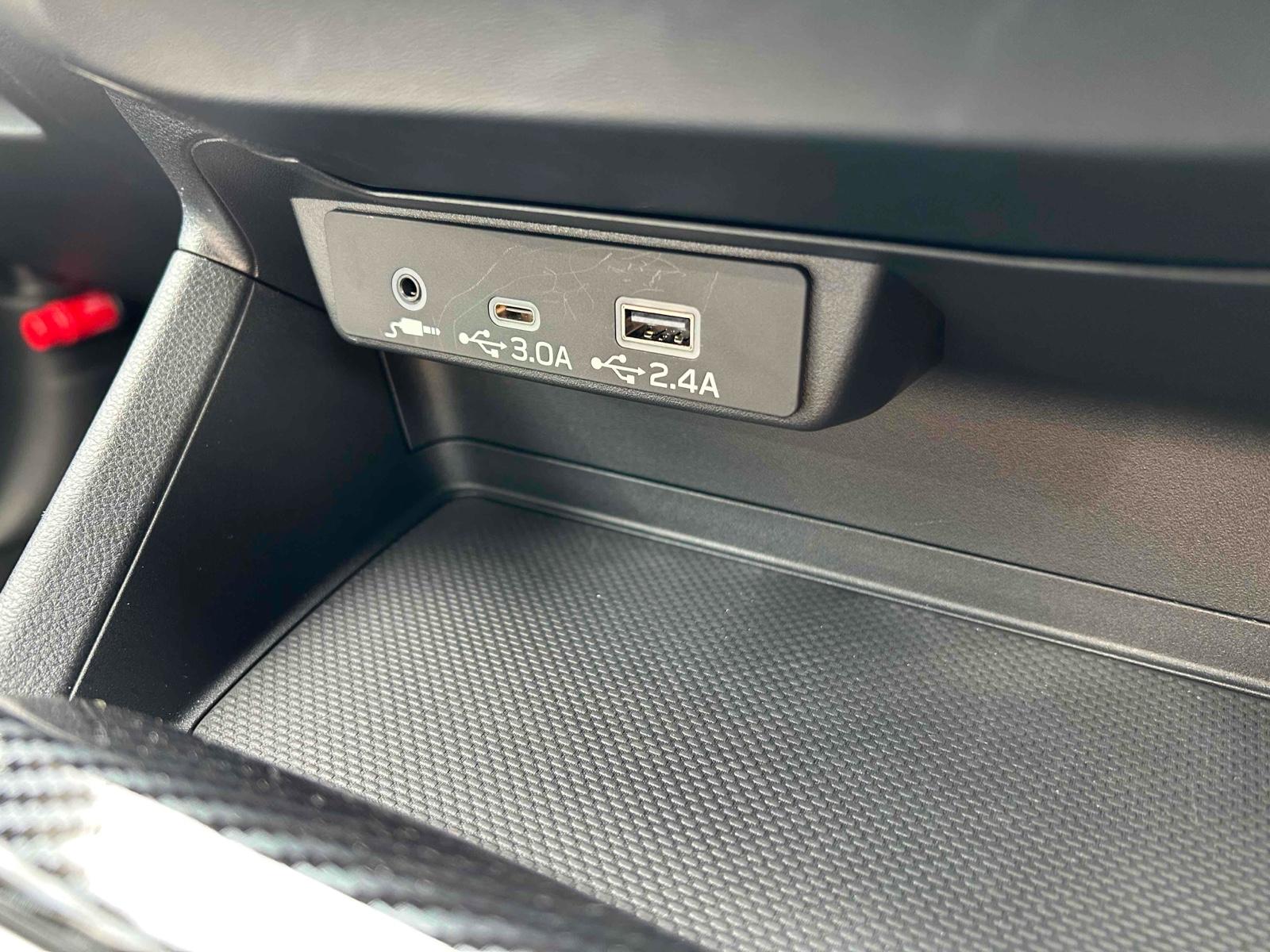 SUBARU IMPREZA ST-H 4WD Image 17