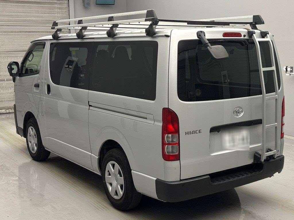 TOYOTA HIACE VAN LONGDX Image 5