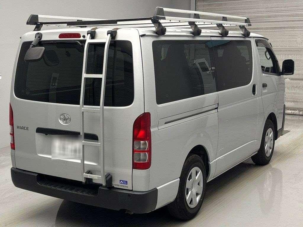 TOYOTA HIACE VAN LONGDX Image 2