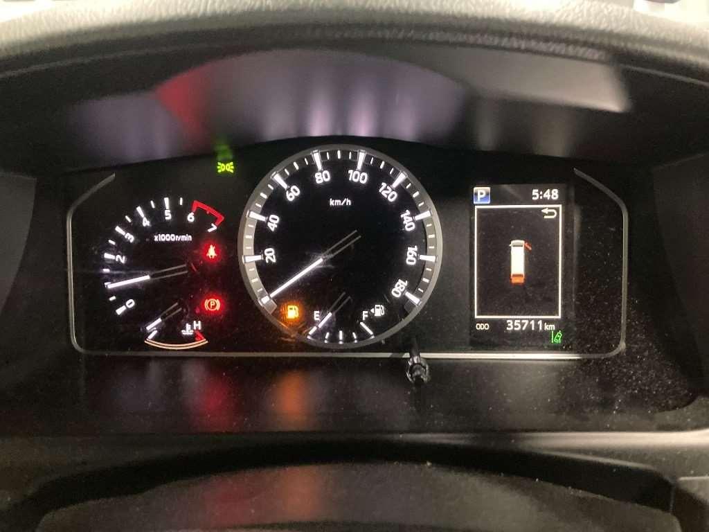 TOYOTA HIACE VAN LONGDX Image 10
